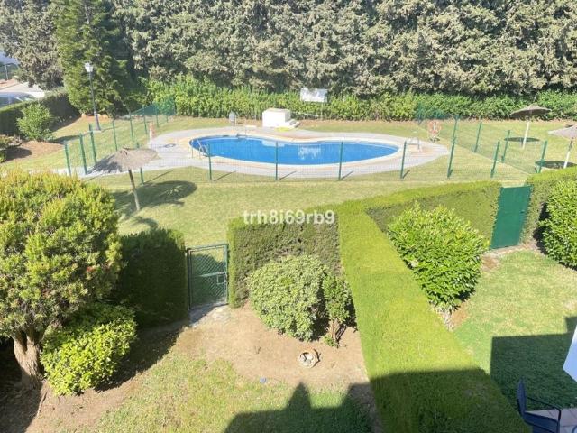 Piso de lujo en venta en Atalaya Isdabe, Estepona, Málaga, Andalucía