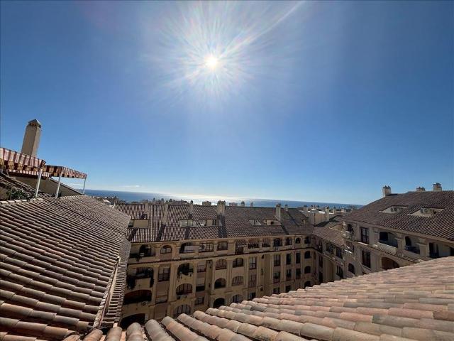Piso de lujo en venta en Benalmádena, España
