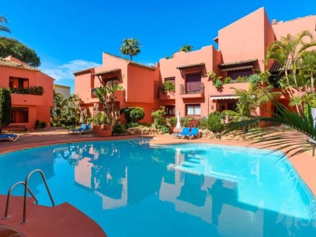 Piso de lujo en venta en Elviria, Marbella, Andalucía