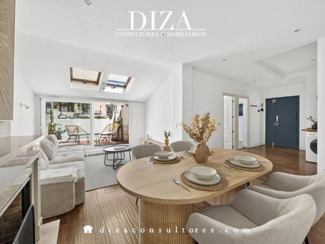 Atico de alto standing de 122 m2 en venta Madrid, España