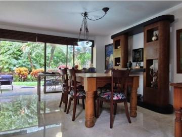 Piso de lujo en venta en Medellín, Colombia