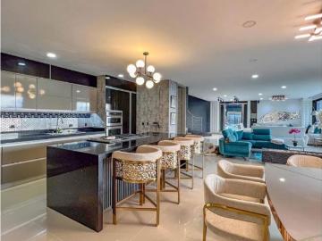 Piso de lujo en venta en Medellín, Departamento de Antioquia