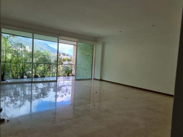 Piso de lujo en venta en Nueva Caracas, Venezuela
