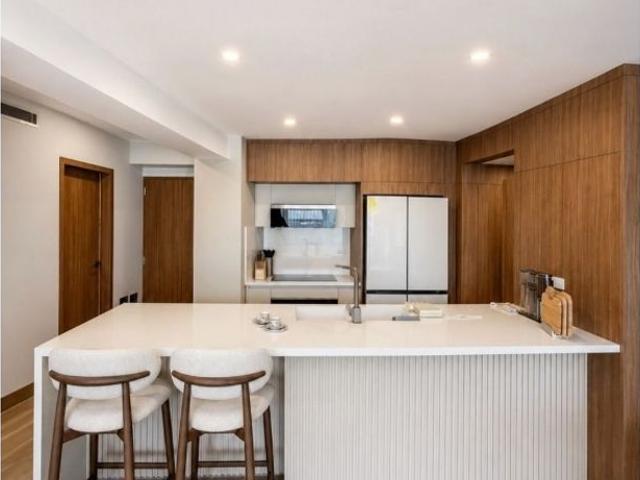 Piso de lujo en venta en Nueva Caracas, Venezuela