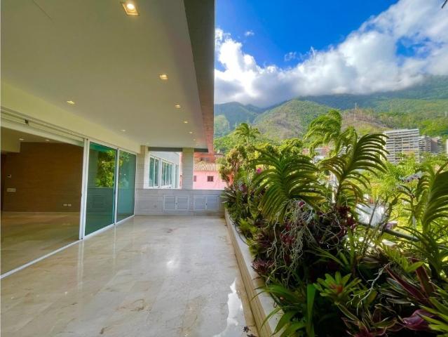 Piso de lujo en venta en Nueva Caracas, Venezuela