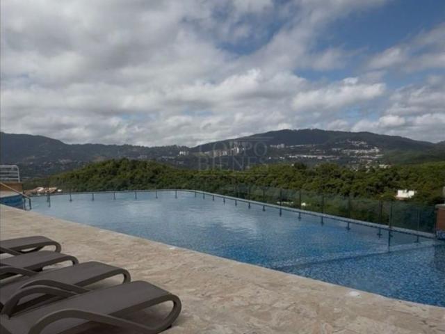 Piso de lujo en venta en Nueva Caracas, Venezuela