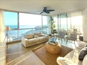 Piso de lujo en venta en San Carlos, Panamá Oeste 131314 LuxuryEstate. Com