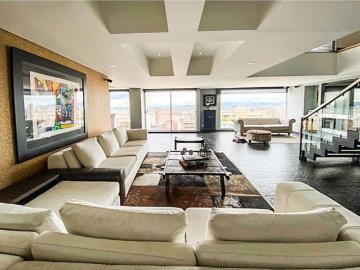 Piso de lujo en venta en Santafe de Bogotá, Colombia