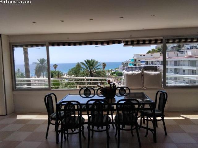 Piso de tres dormitorios en la playa Poniente