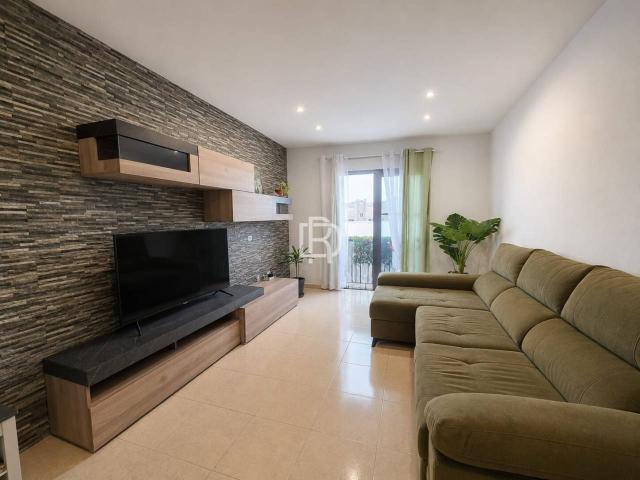 PISO DE TRES HABITACIONES CON PLAZA DE GARAJE INCLUIDA EN SANTA CRUZ DE TENERIFE