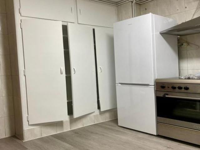 Piso de tres habitaciones en alquiler en Alcalde Miguel Castaño