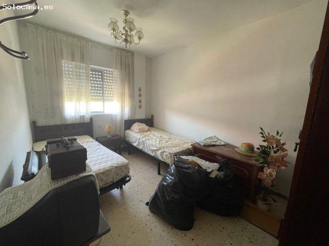 PISO DE TRES HABITACIONES EN VALDEFUENTES