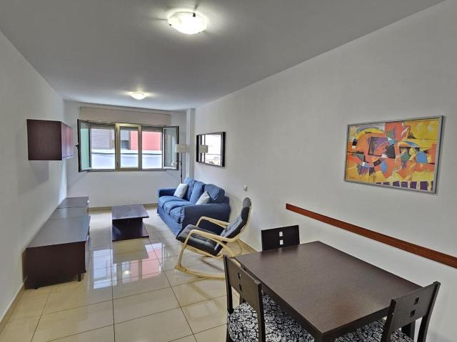 Piso de una habitación zona Arenales