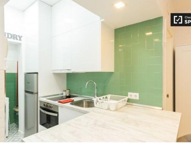 Piso de 1 dormitorio en alquiler en Universidad, Madrid
