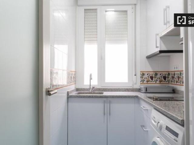 Piso de 1 dormitorio en alquiler en Arapiles, Madrid