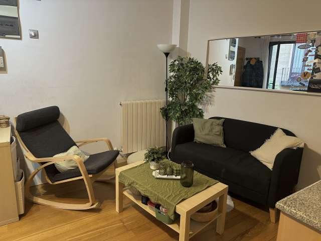 Piso de 1 dormitorio en alquiler en Cortes, Madrid