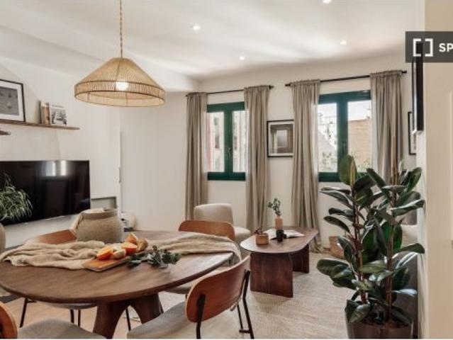 Piso de 1 dormitorio en alquiler en El Gòtic, perfecto para profesionales