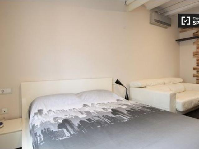 Piso de 1 dormitorio en alquiler en El Poblenou para profesionales
