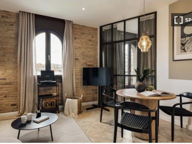 Piso de 1 dormitorio en alquiler en El Raval, Barcelona