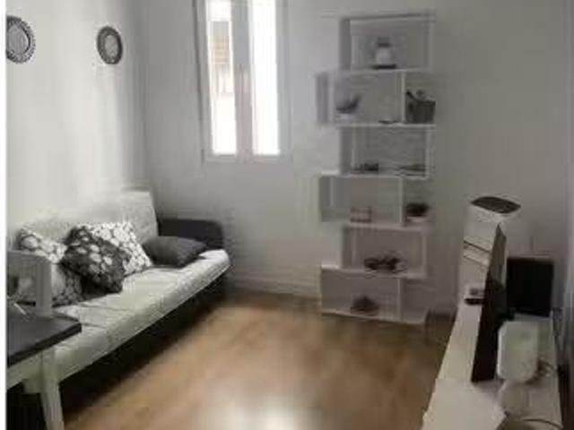 Piso de 1 dormitorio en alquiler en Embajadores, Madrid