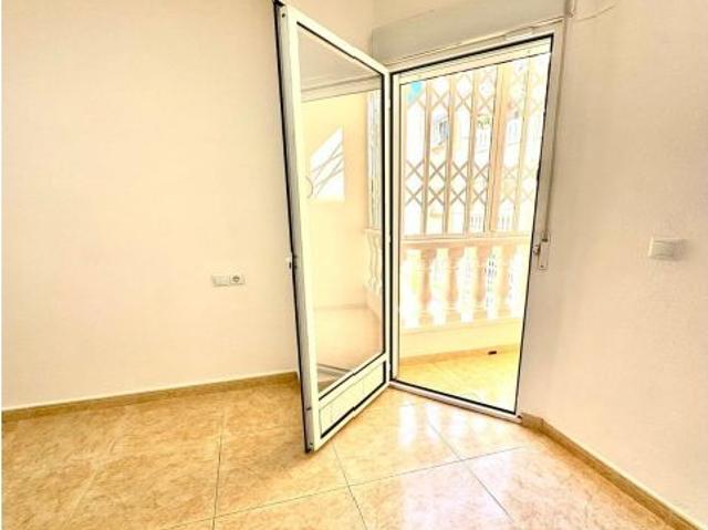 PISO DE 1 HAB 1 BAÑO REFORMADO A 450 METROS DE LA PLAYA DEL CURA
