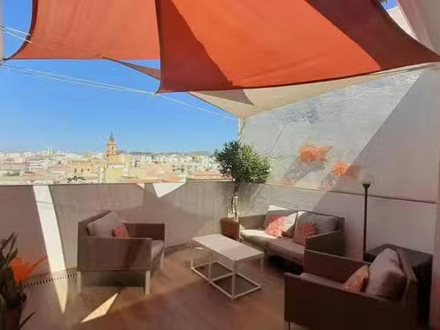 Piso de 1 habitación en Avenida de la Rosaleda, Distrito Centro