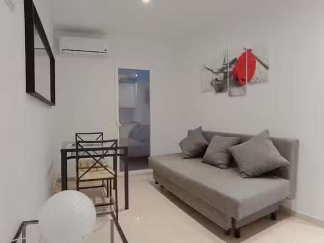 Piso de 1 habitación en Calle Antonio Prieto
