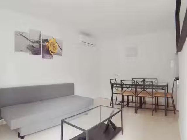Piso de 1 habitación en Calle Antonio Prieto