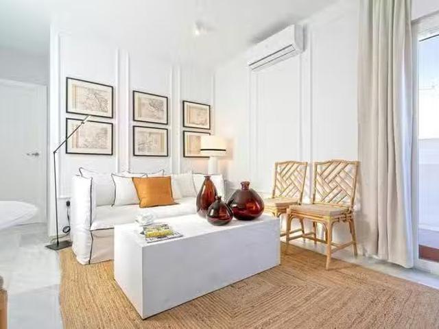 Piso de 1 habitación en Calle Claudio Marcelo, Centro