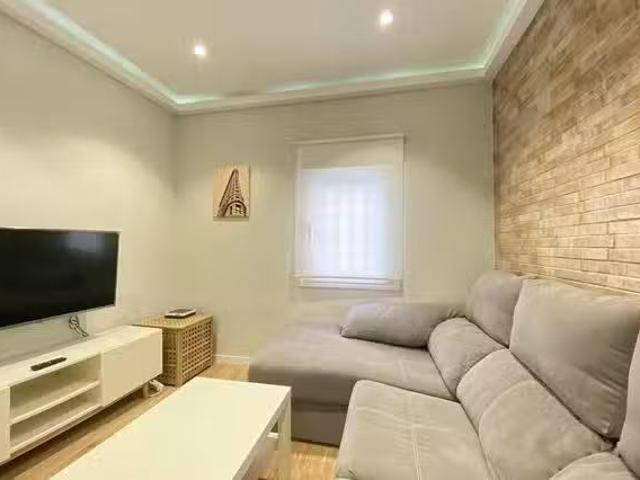 Piso de 1 habitación en Calle de Amalia, Castillejos