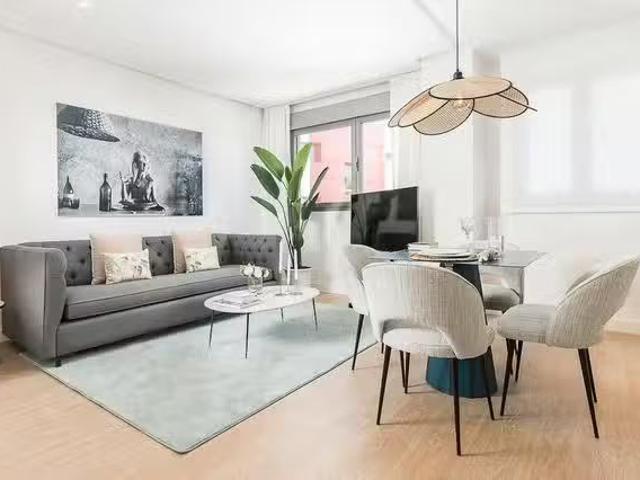 Piso de 1 habitación en Calle de Ana de Austria, Valdefuentes