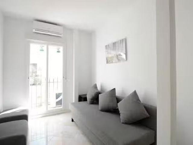 Piso de 1 habitación en Calle de Antonio Zamora, Puerta del Án.