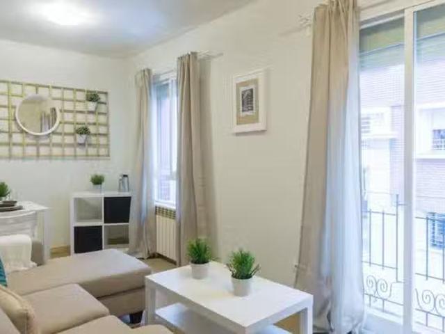 Piso de 1 habitación en Calle de Gabriel Lobo