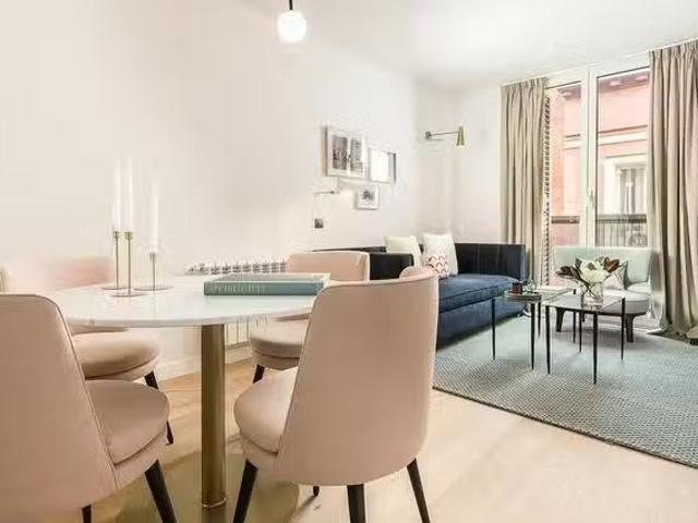 Piso de 1 habitación en Calle del Sombrerete, Centro