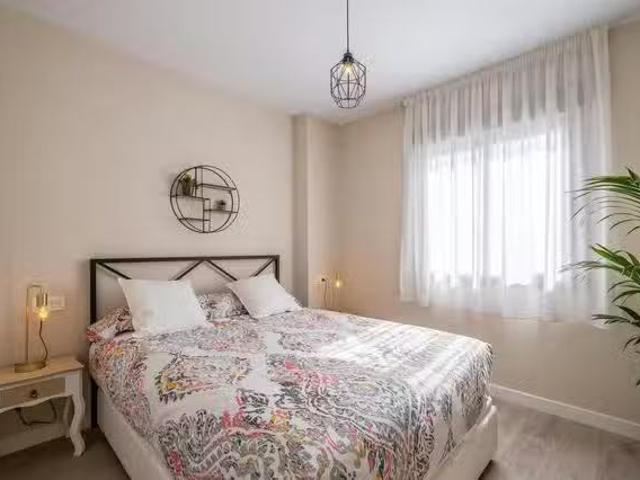 Piso de 1 habitación en Calle Don Juan de Austria, Distrito Ce.