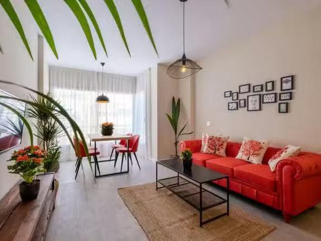 Piso de 1 habitación en Calle Don Juan de Austria, Distrito Ce.