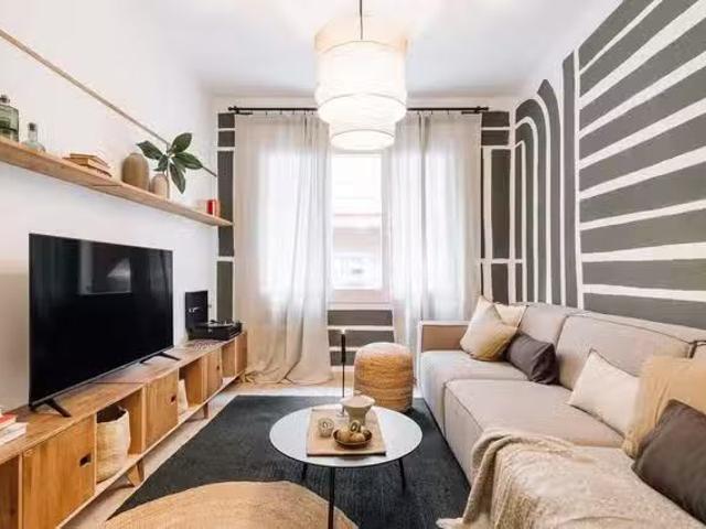Piso de 1 habitación en Carrer d'Aulèstia i Pijoan