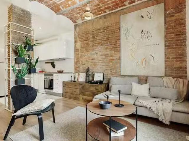 Piso de 1 habitación en Carrer de Muntaner, l'Antiga Esquerra.