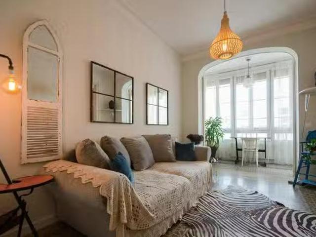 Piso de 1 habitación en Carrer de Sicília, Fort Pienc