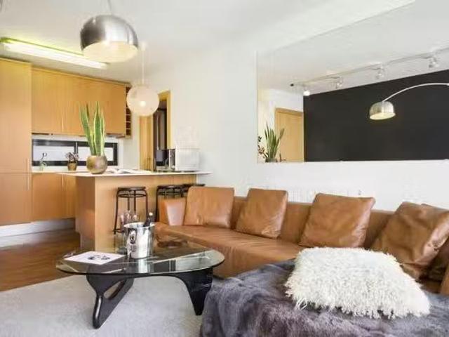Piso de 1 habitación en Carrer de Prats de Molló, Sarrià Sant.