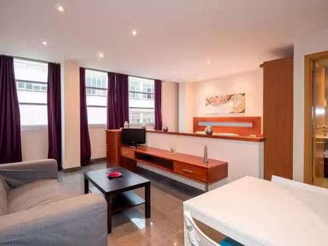 Piso de 1 habitación en Carrer de Torres i Amat