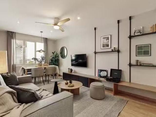 Piso de 1 habitación en Carrer de Tavern