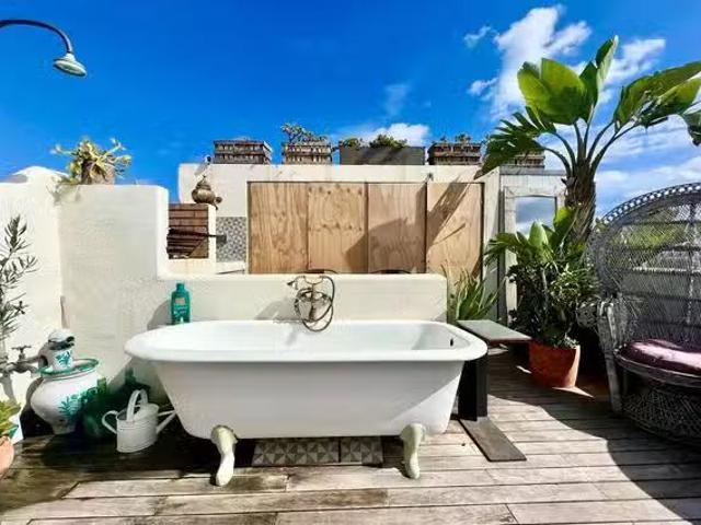 Piso de 1 habitación en Carrer del Portal Nou, Ciutat Vella