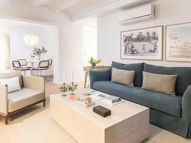 Piso de 1 habitación en Carrer d'en Xuclà, Ciutat Vella