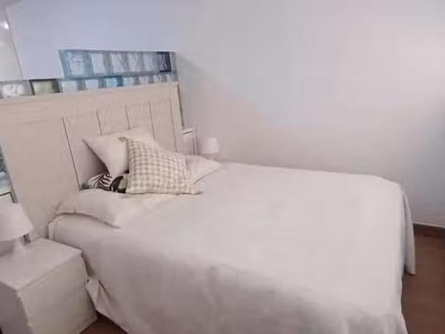 Piso de 1 habitación en Plaza Ciudad de Viena