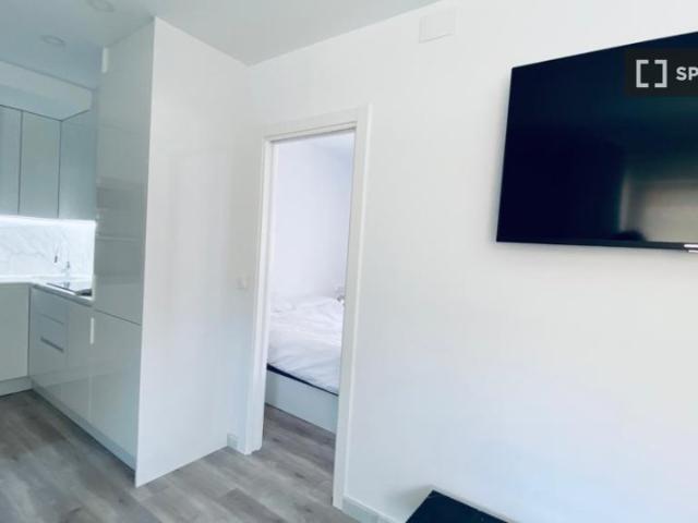 Piso de 2 dormitorios en alquiler en Alicante