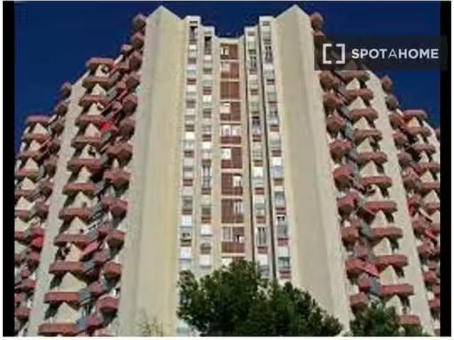 Piso de 2 dormitorios en alquiler en Alicante