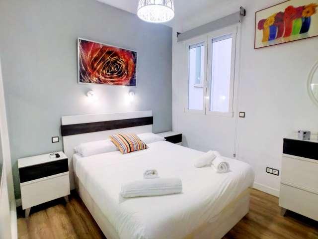 Piso de 2 dormitorios en alquiler en Embajadores, Madrid