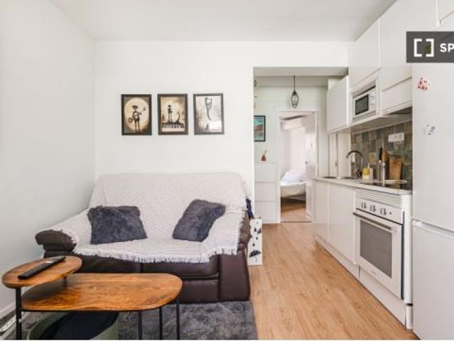 Piso de 2 dormitorios en alquiler en Opañel, Madrid
