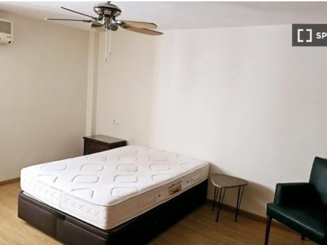 Piso de 2 dormitorios en alquiler en Murcia, gastos incluidos